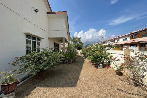 Corner lot puncak bougenvillea RM350k4