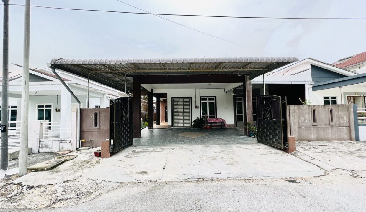 SEMI D SETINGKAT FREEHOLD EXTEND KITCHEN DI TAMAN TAPAH 11