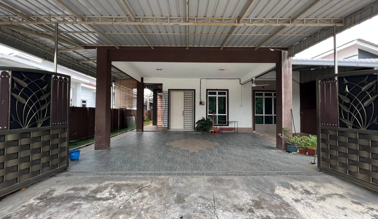 SEMI D SETINGKAT FREEHOLD EXTEND KITCHEN DI TAMAN TAPAH 2