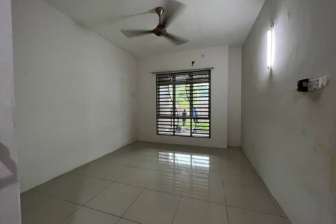 SEMI D SETINGKAT FREEHOLD EXTEND KITCHEN DI TAMAN TAPAH 4